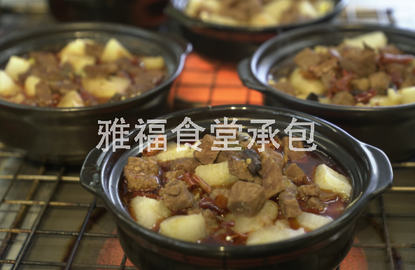 工廠食堂承包掙錢嗎